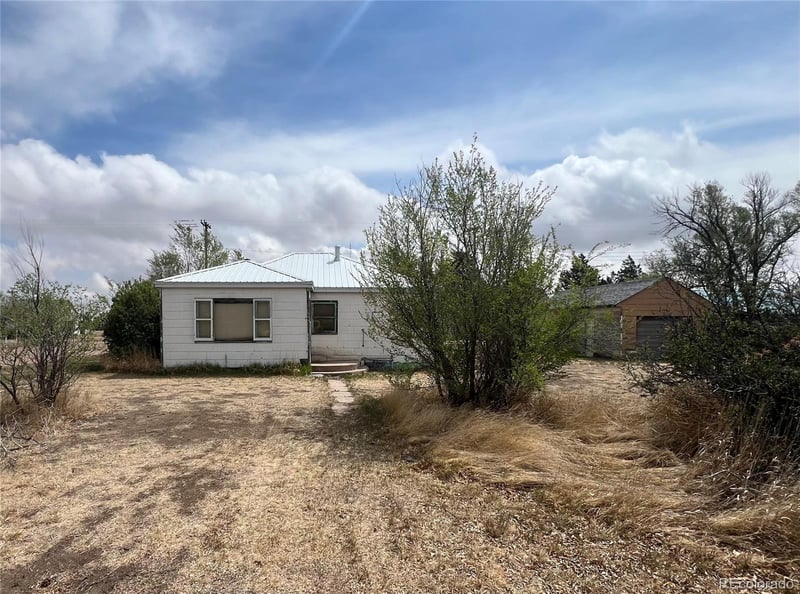 324 Elm St, Arriba, CO 80804
