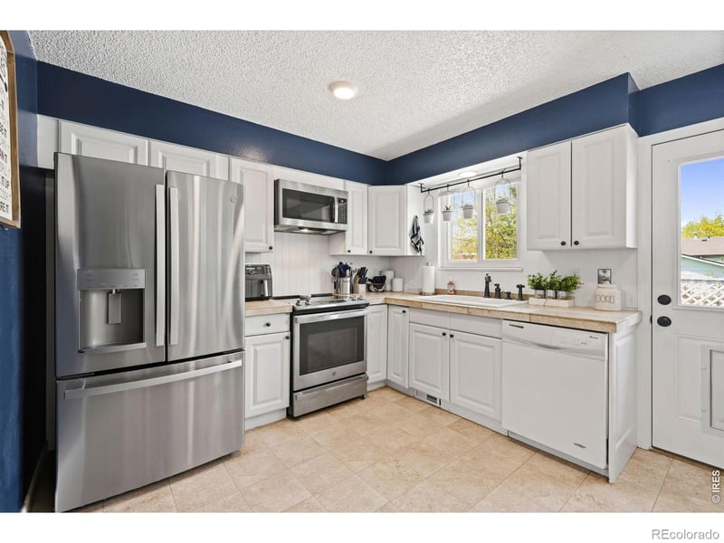 420 Colorado Ave, Berthoud, CO 80513