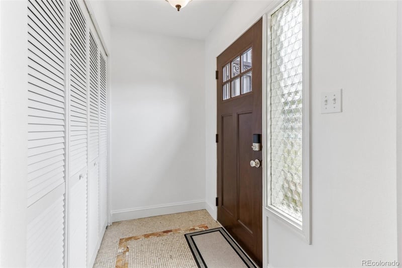 9183 E Oxford Dr, Denver, CO 80237