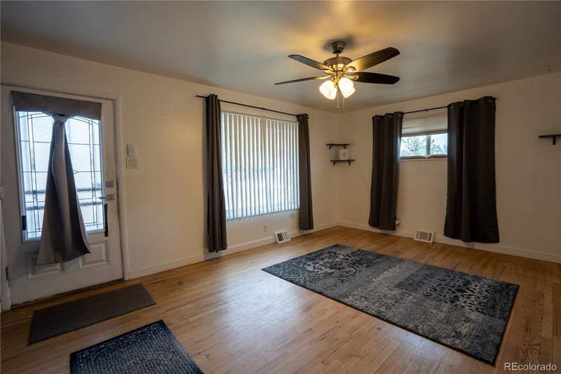 92 Zenobia , Denver, CO 80219