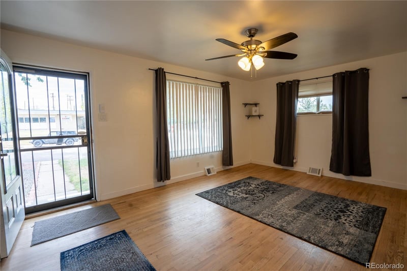 92 Zenobia , Denver, CO 80219