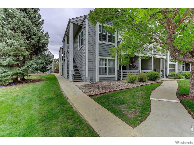 7492 Singing Hills Dr, Boulder, CO 80301