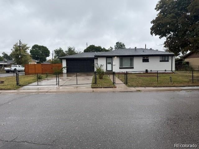 3090 Worchester St, Aurora, CO 80011