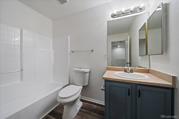 7921 S Kalispell Way, Englewood, CO 80112