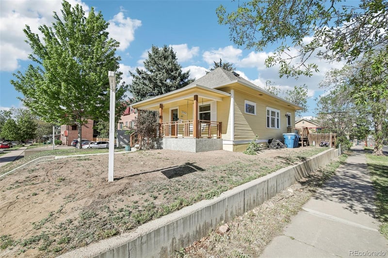 3694 Acoma St, Englewood, CO 80110