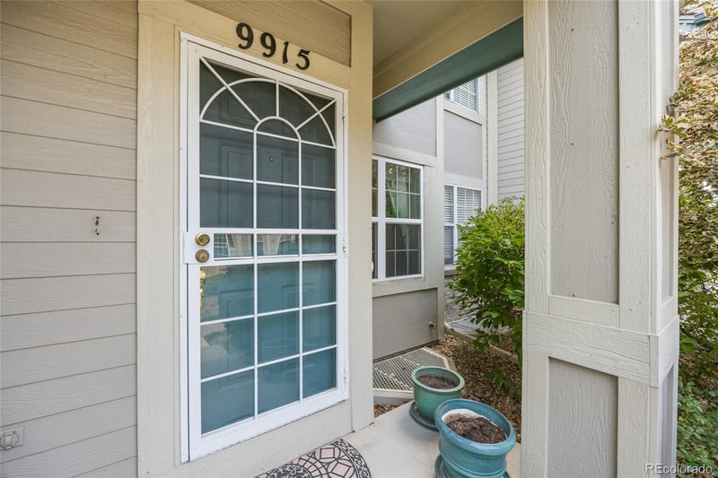 9915 E Hawaii Pl, Aurora, CO 80247