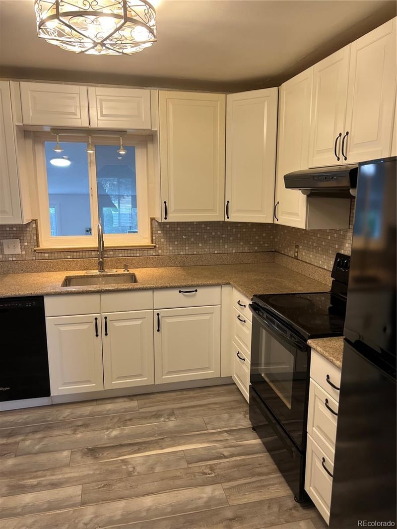 4160 75th Ave, Westminster, CO 80030