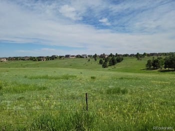 Forest Rim Rd, Aurora, CO 80016