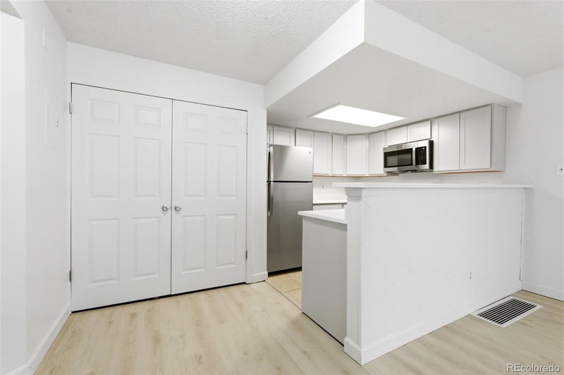 17034 Tennessee Dr #105, Aurora, CO 80017