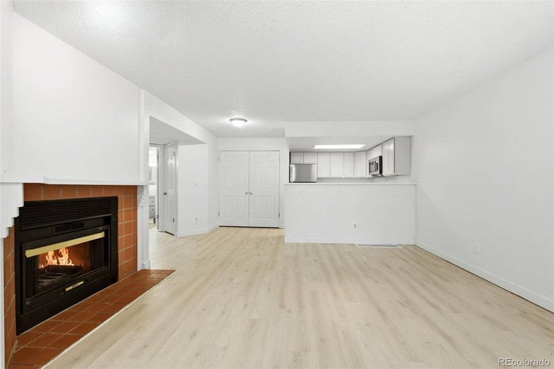 17034 Tennessee Dr #105, Aurora, CO 80017