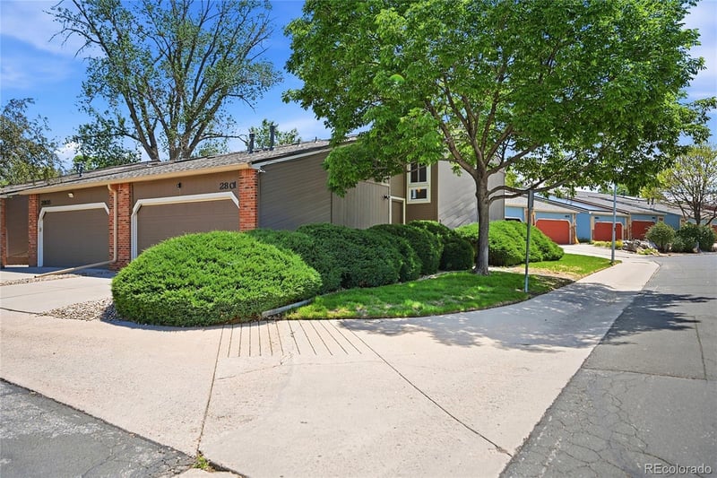 2801 Davies Dr, Littleton, CO 80120