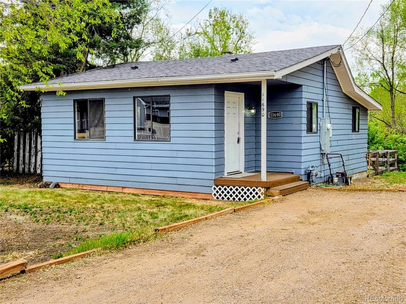 11690 Pleasant Ave, Lakewood, CO 80401