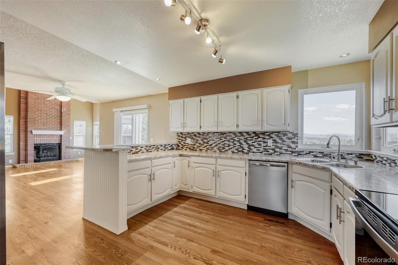 1705 Pinyon Dr, Castle Rock, CO 80104