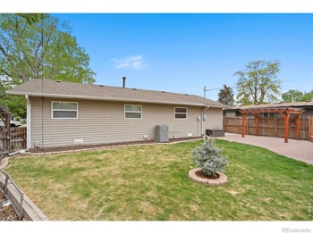 1225 N 4th St, Berthoud, CO 80513