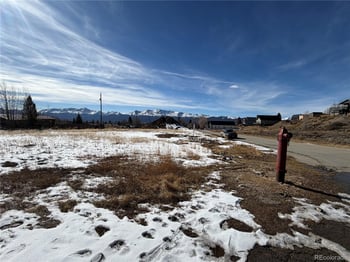 611 8th St, Leadville, CO 80461