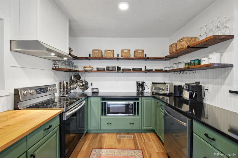 7952 Kunst Rd, Golden, CO 80403