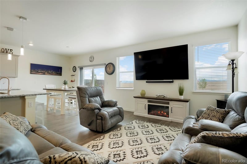 4155 Limestone Ave, Longmont, CO 80504
