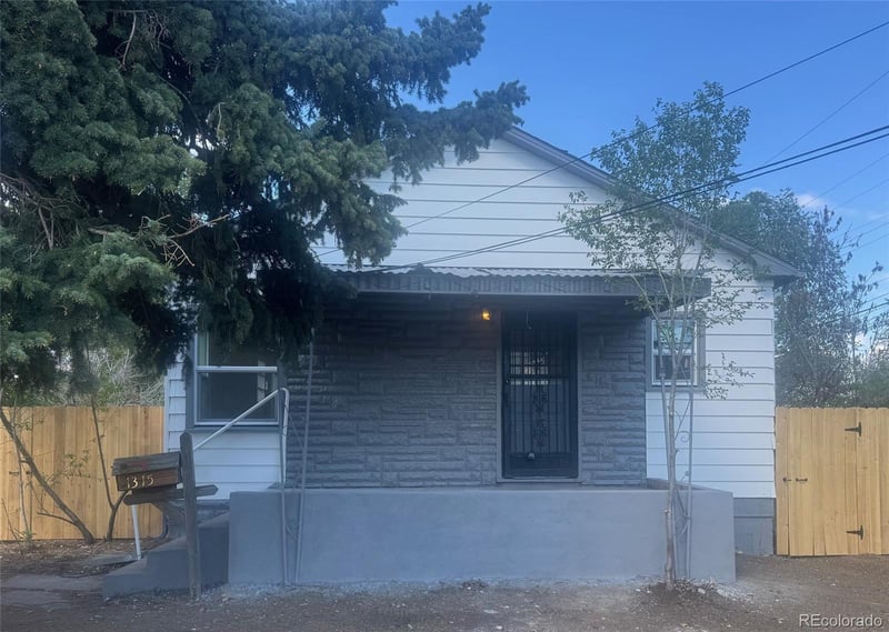 1315 Knox Ct, Denver, CO 80219
