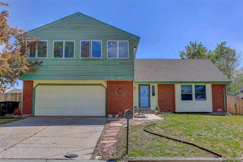 7724 Parfet St, Arvada, CO 80005