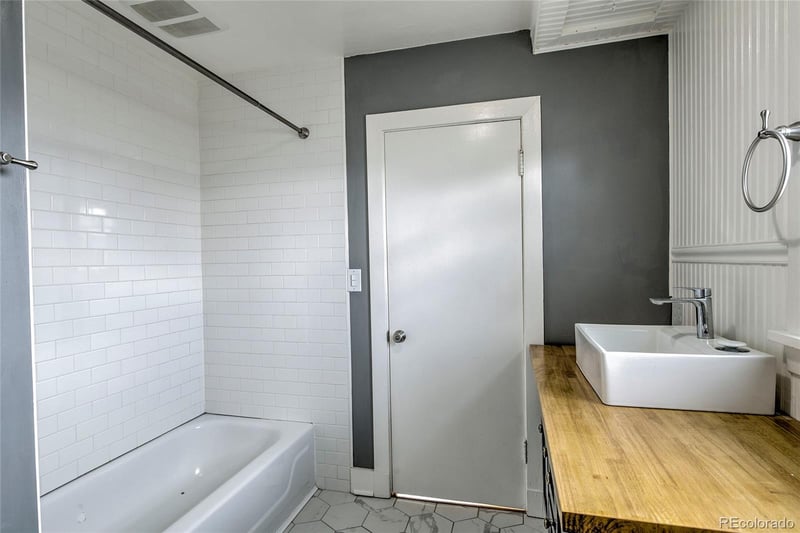 124 W 17th St, Leadville, CO 80461