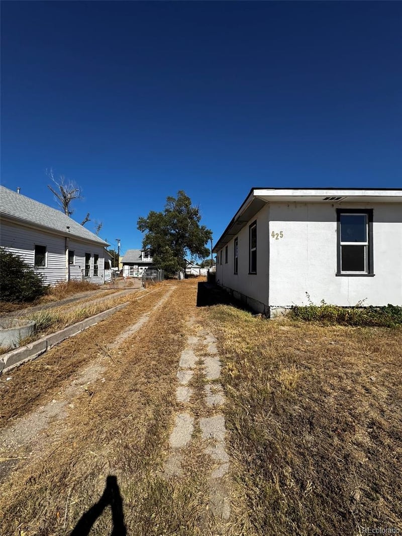 425 5th St, Hugo, CO 80821