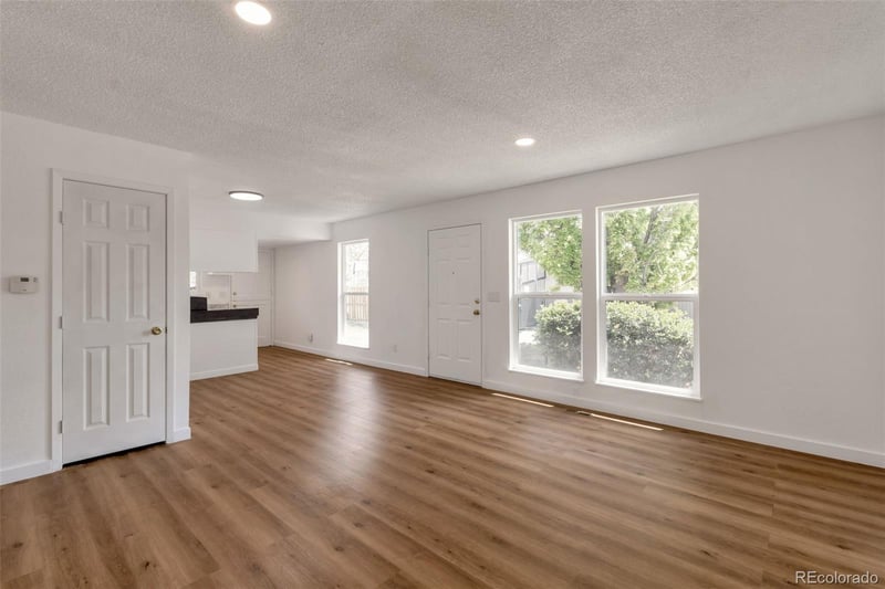 9901 Evans Ave #17A, Aurora, CO 80247