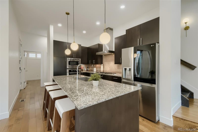 5053 Valentia St #101, Denver, CO 80238