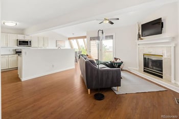 54 Wright Ct, Lakewood, CO 80228