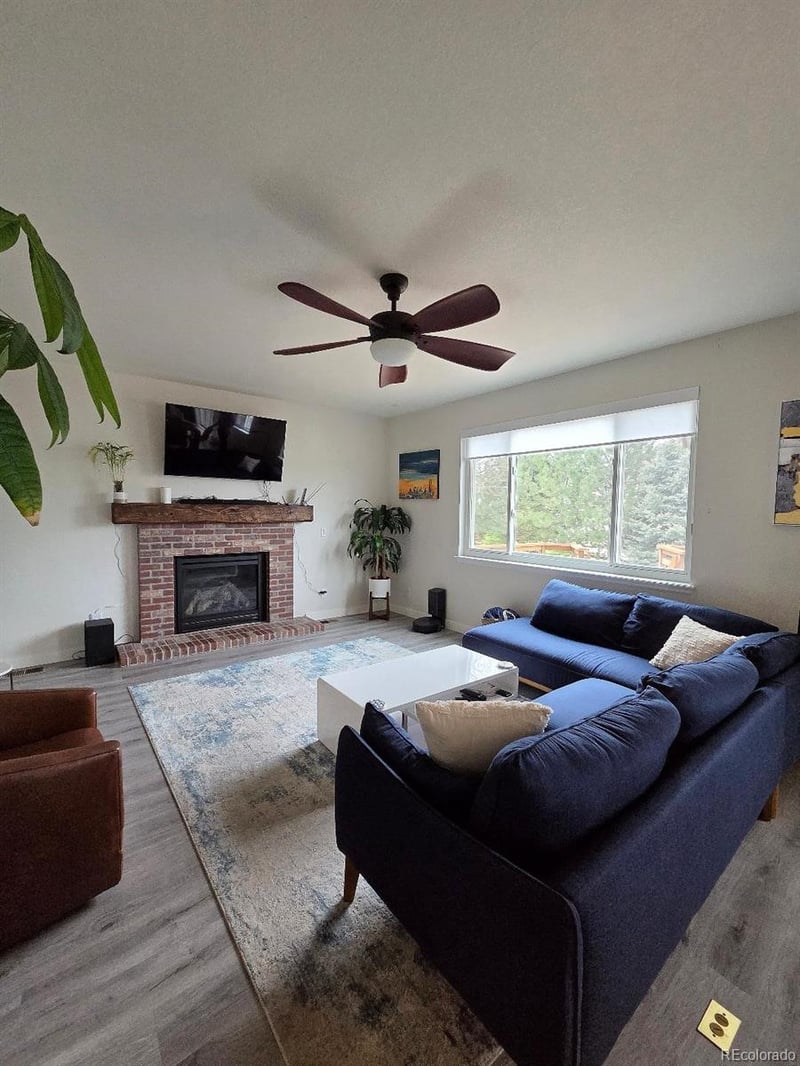 5051 Netherland Way, Centennial, CO 80015
