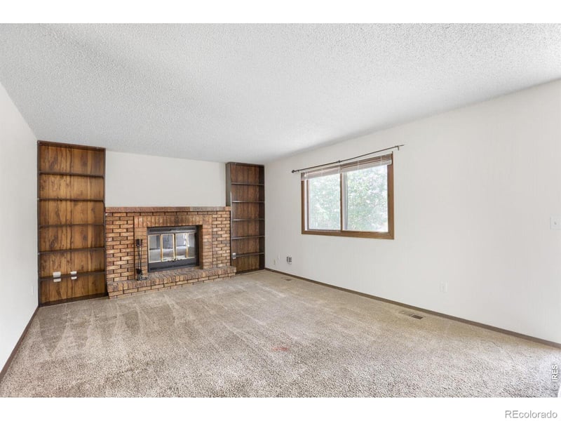527 Estrella Ave, Loveland, CO 80537