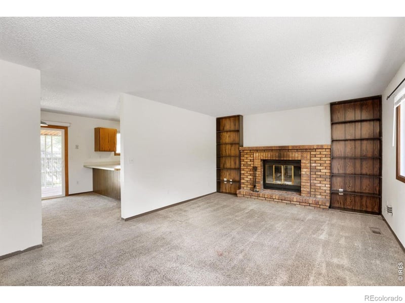 527 Estrella Ave, Loveland, CO 80537
