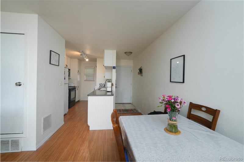 865 Quebec St #302A, Denver, CO 80247