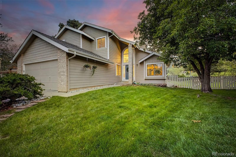 33 Tecoma Cir, Littleton, CO 80127