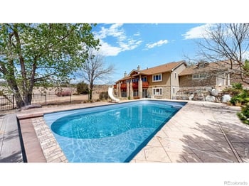 5300 Highlands Dr, Longmont, CO 80503