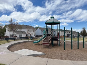 7855 S Kalispell Cir, Englewood, CO 80112