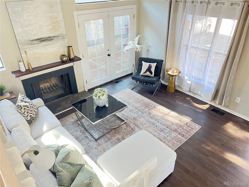 10107 Peakview Ave, Englewood, CO 80111