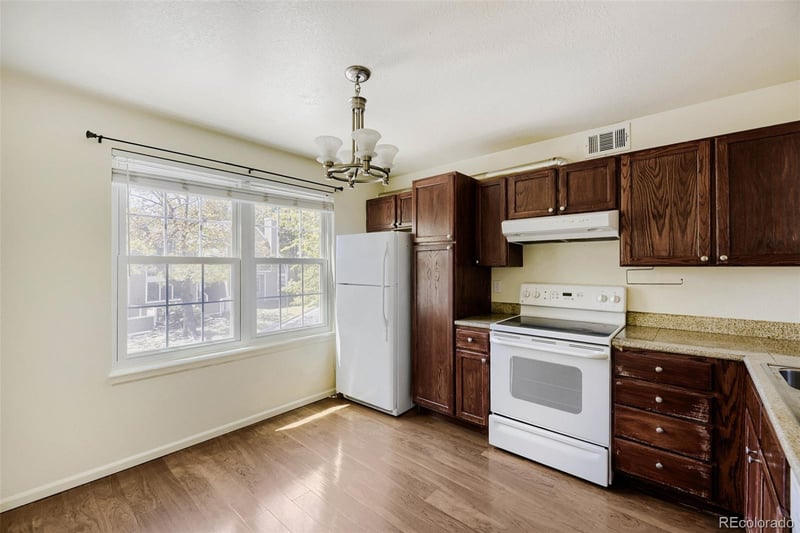 5755 Atlantic Pl #202, Lakewood, CO 80227