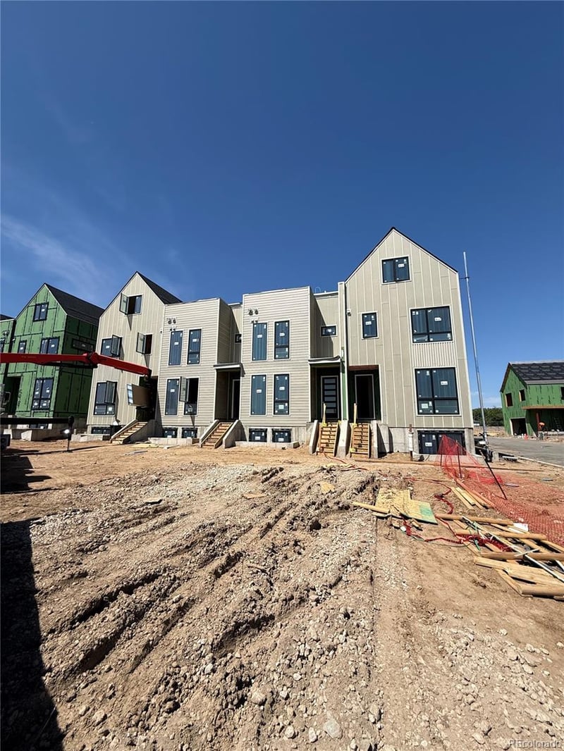 564 Lombardi Cir, Louisville, CO 80027