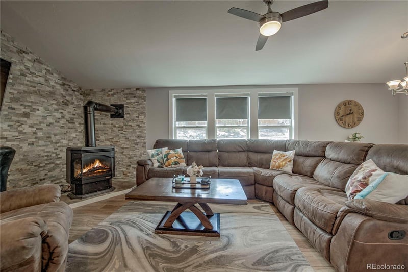 472 Ryan Gulch Rd, Silverthorne, CO 80498