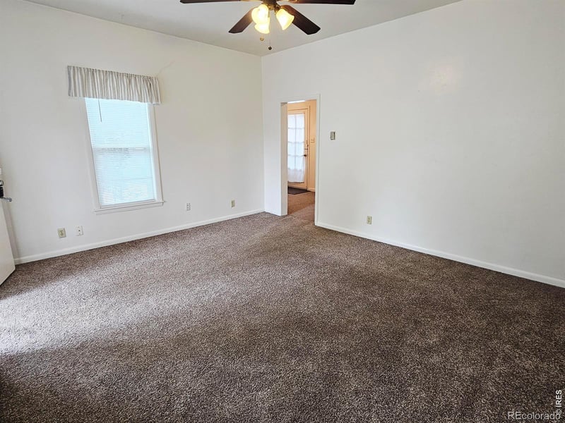 313 Lincoln St, Sterling, CO 80751