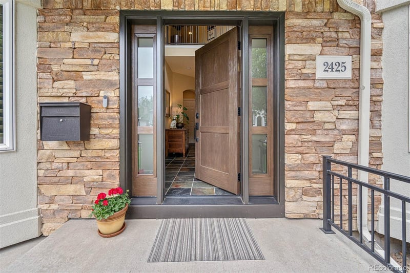 2425 Monroe St, Denver, CO 80210