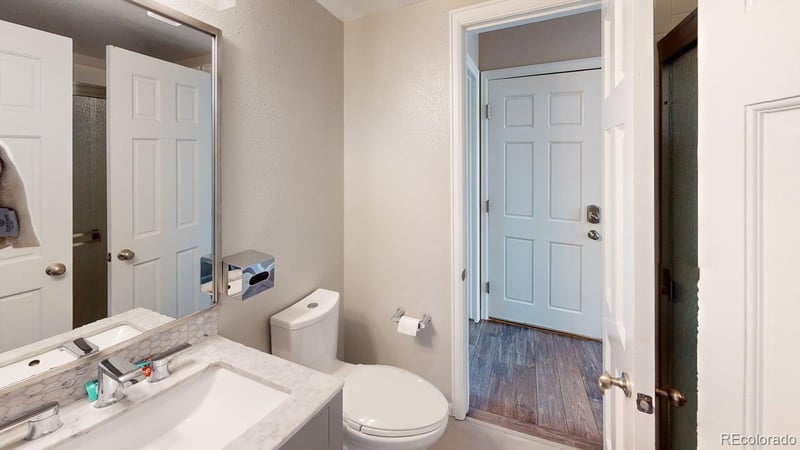 8958 Forrest Dr, Highlands Ranch, CO 80126