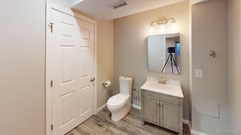 8958 Forrest Dr, Highlands Ranch, CO 80126