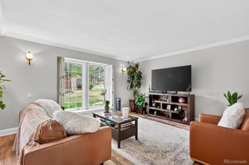 8135 Phillips Cir, Centennial, CO 80112