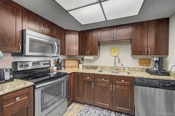 14390 Marina Dr #208, Aurora, CO 80014