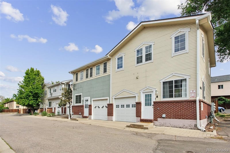 6065 Wadsworth Blvd #B, Arvada, CO 80003