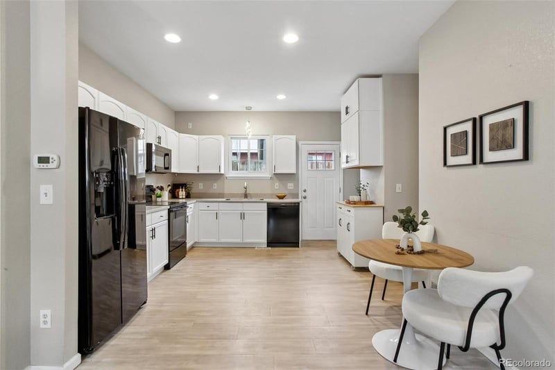 6065 Wadsworth Blvd #B, Arvada, CO 80003