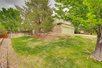 919 Taylor Ln, Erie, CO 80516