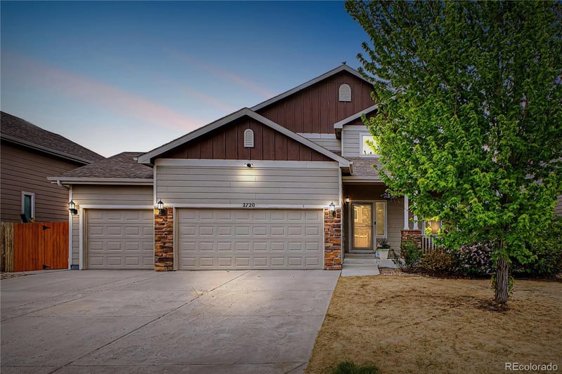 2720 Bridle Dr, Mead, CO 80542