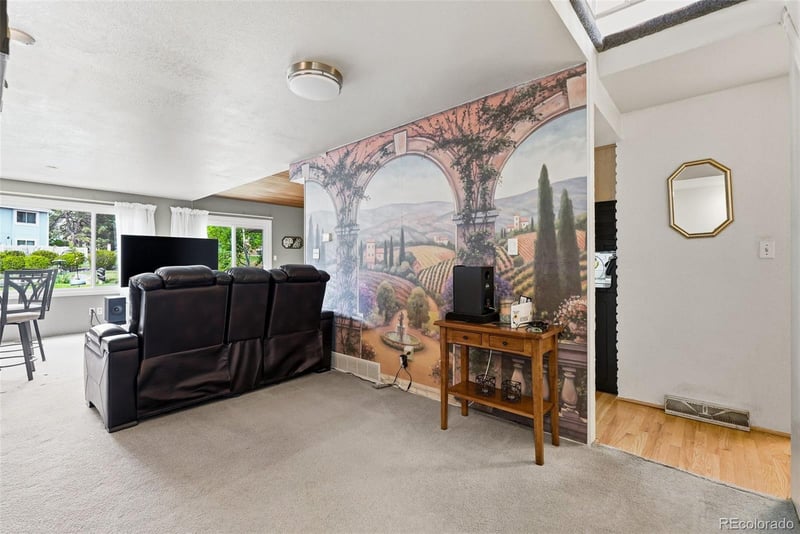 3081 Macon Cir, Aurora, CO 80014